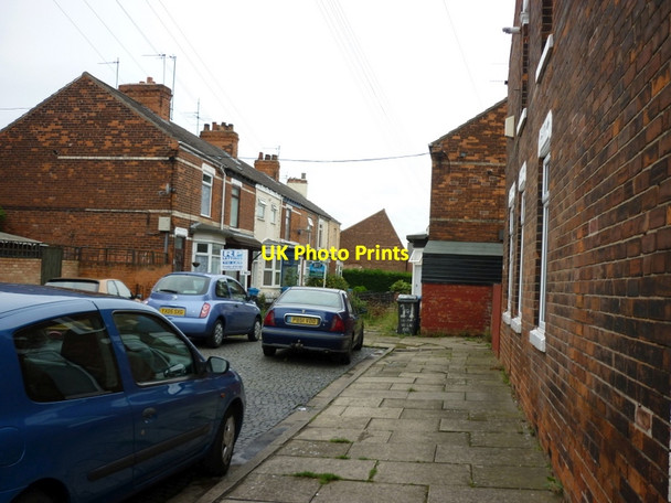 Photo 6"x4" Pavilion Crescent off Worthing Street Kingston upon Hull c2011