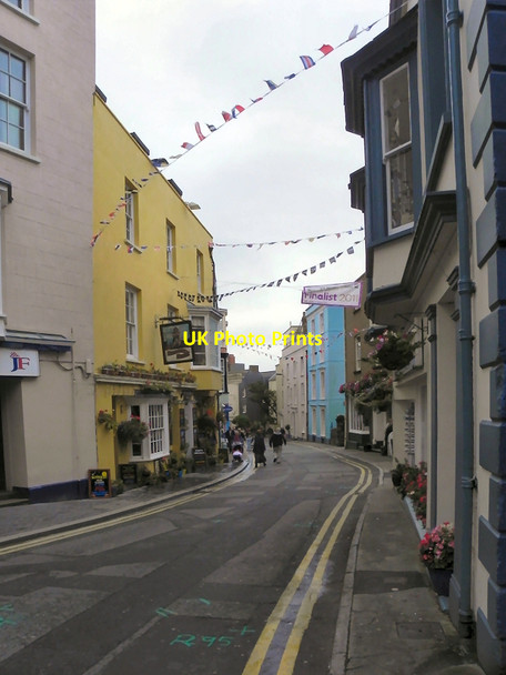 Photo 6"x4" St Julian's Street, Tenby Tenby\/Dinbych-y-pysgod c2011