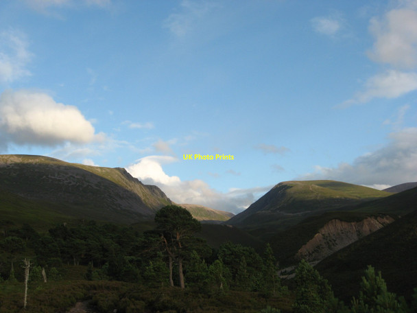 Photo 6"x4" Lairig Ghru view from the Rothiemurchus path Carn Eilrig c2009