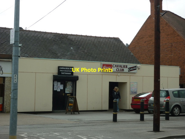 Photo 6"x4" The Cavalier Club on Endike Lane Cottingham\/TA0432 c2011