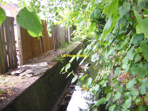Photo 6"x4" Norbury Brook at Bensham Close Penge c2011