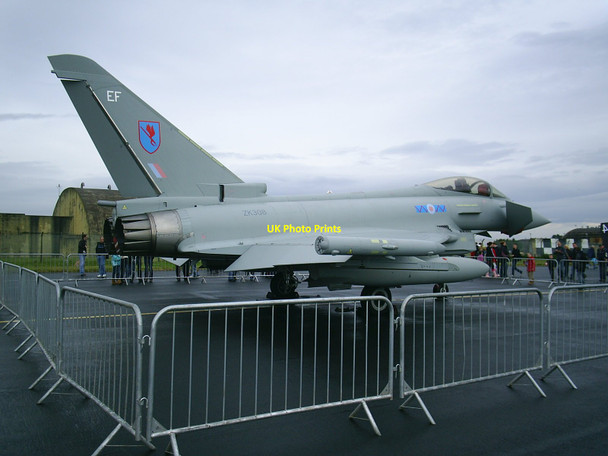 Photo 6"x4" RAF Leuchars; 6 Sqn Typhoon 2011 Guardbridge c2011