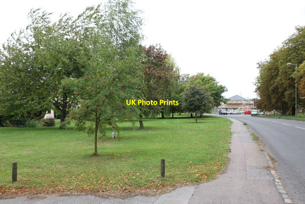 Photo 6"x4" New housing on the High Street Milton\/SU4892 c2011