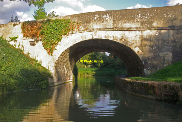 Photo 6"x4" London Road Bridge, Kennet & Avon Canal Devizes c2011