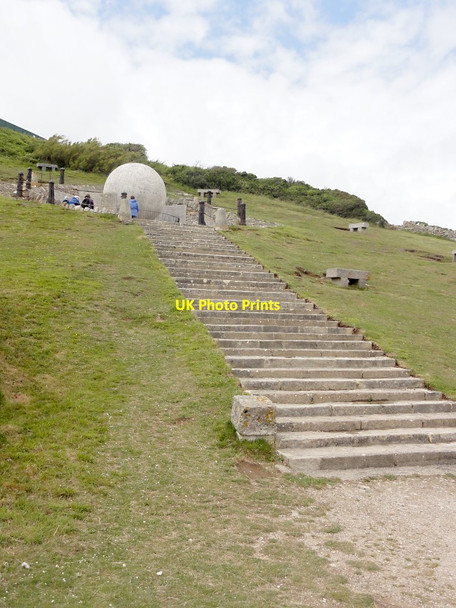 Photo 6"x4" Step up to the Globe Swanage c2011