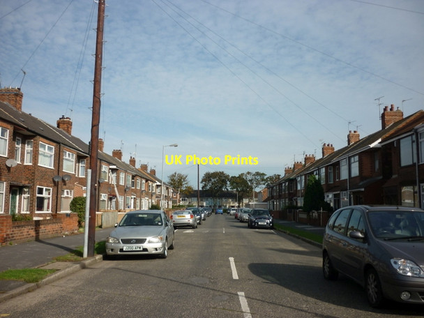 Photo 6"x4" Sherwood Avenue off Southcoates Lane Summergangs c2011