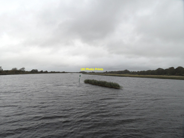 Photo 6"x4" River Shannon North of Portumna Bridge Portumna c2011