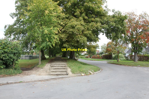 Photo 6"x4" Path to the High Street Steventon\/SU4691 c2011