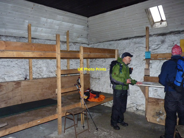 Photo 6"x4" Inside the Lairig Leacach bothy Allt a' Ch\u00f9il Choirean c2011