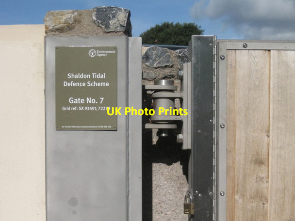 Photo 6"x4" Detail, Gate No.7, off Strand  Teignmouth c2011