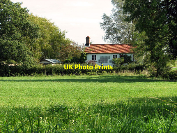 Photo 6"x4" Cottage in Burnthouse Lane, Silfield Wymondham\/TG1101 c2011