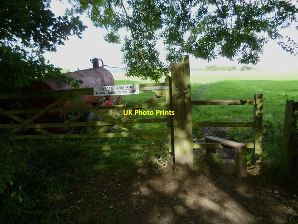 Photo 6"x4" Link between two long distance paths Palmers Cross\/TQ0240 c2011