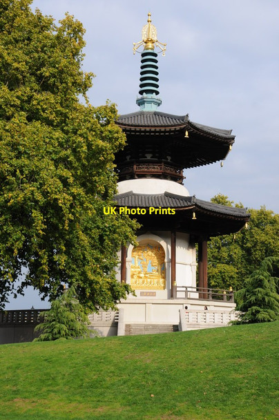 Photo 6"x4" Peace Pagoda, Battersea Park Westminster c2011