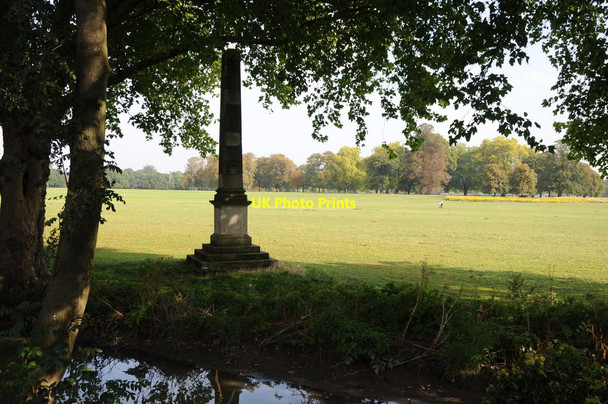Photo 6"x4" Obelisk on the Kew Meridian Richmond\/TQ1874 c2011