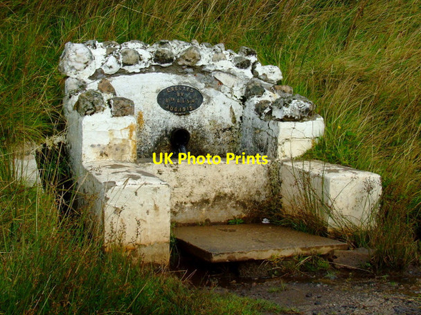 Photo 6"x4" Well on the Waterman's Road Overton\/NS2674 c2011 P1