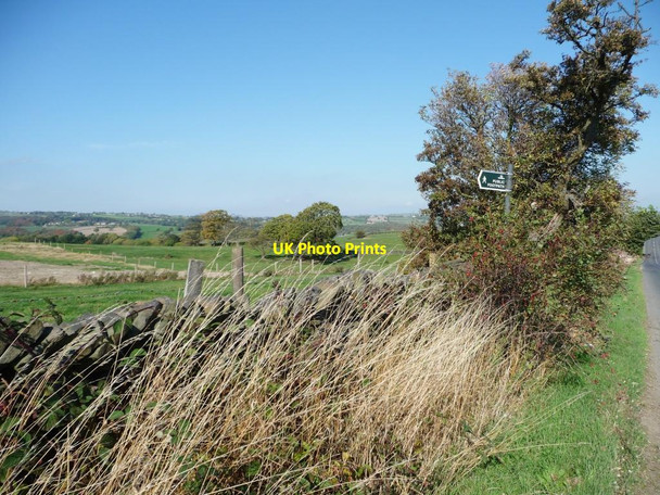 Photo 6"x4" Footpath signpost, Renald Lane Penistone c2011