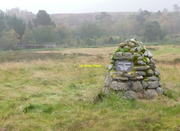 Photo 6"x4" Memorial beside the sheepfold Bridge of Gaur c2011