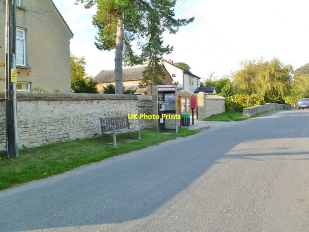 Photo 6"x4" Wendlebury, street furniture Wendlebury c2011