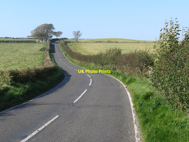 Photo 6"x4" The A2 climbing the ridge above Rossglass Killough c2011