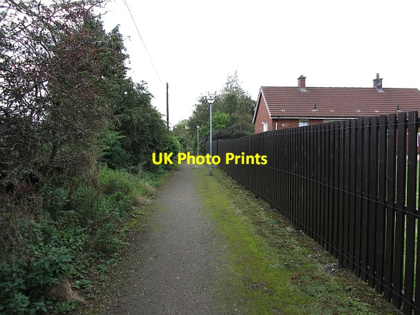 Photo 6"x4" Disused railway, Kilsyth Kilsyth c2011