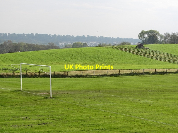Photo 6"x4" Mowing grass Kilsyth c2011