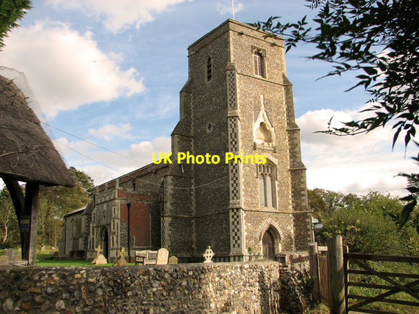 Photo 6"x4" St Mary's church in Parham Parham c2011