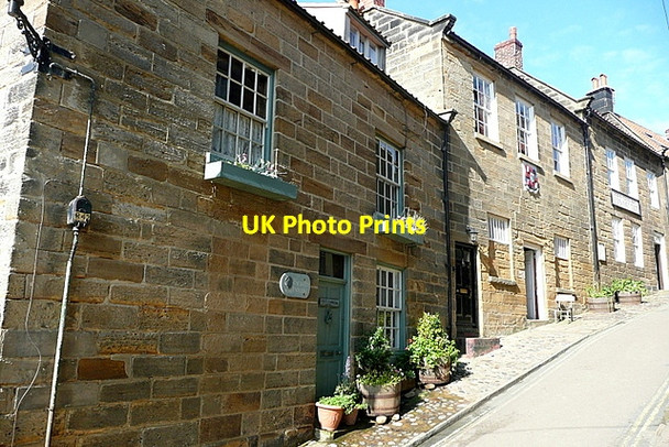 Photo 6"x4" Houses on New Road Fylingthorpe c2011