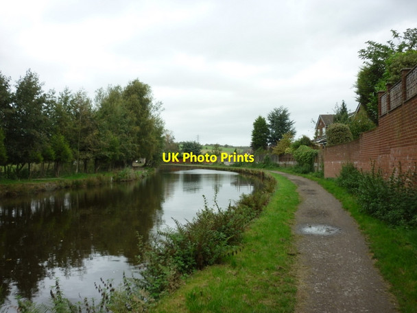 Photo 6"x4" The Rochdale Canal at Chadderton Park Chadderton c2011