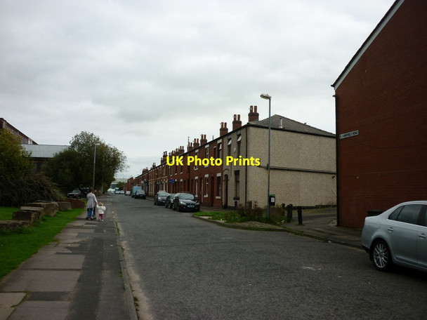 Photo 6"x4" Woodbine Street East, Rochdale Rochdale c2011