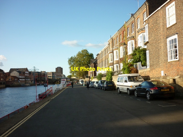 Photo 6"x4" Walking alongside the River Ouse, York York\/SE5951 c2011