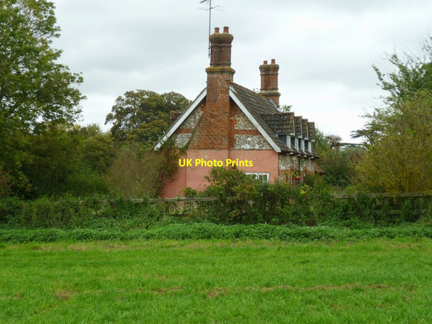 Photo 6"x4" Dwellings near Manor Farm at Freefolk Freefolk c2011
