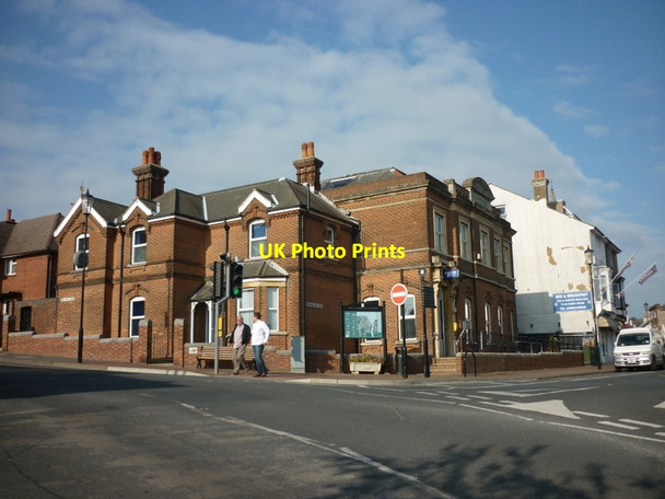 Photo 6"x4" Cowes Police Station Cowes c2011