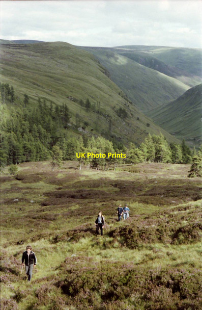 Photo 6"x4" Above Bachnagairn Moulzie c1980