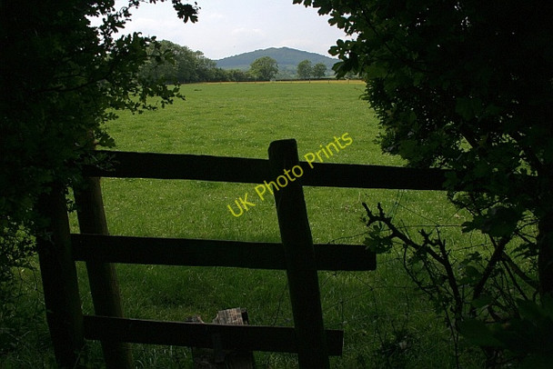 Photo 6"x4" Stile to buttercup pasture Birts Street c2008