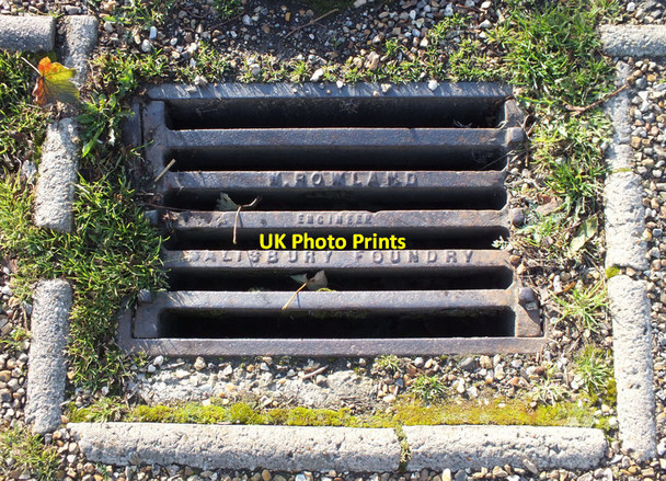 Photo 6"x4" Drain cover Pitt c2011