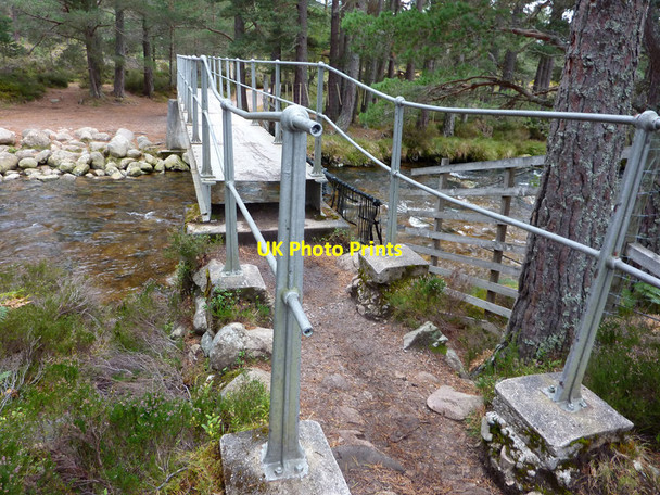 Photo 6"x4" Cairngorm Club Footbridge, Rothiemurchus Coylumbridge c2011