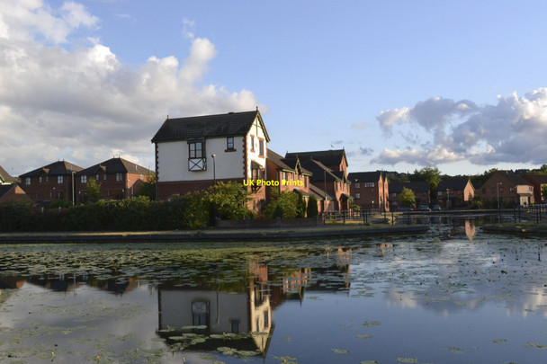 Photo 6"x4" Canal Basin, Birmingham Canal near to Dudley Port Tipton\/SO9592 c2011