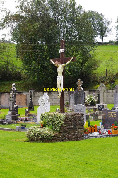 Photo 6"x4" St. Thomas' Church - statue of Christ on the Cross, Bridgetown Bridgetown\/R6467 c2011
