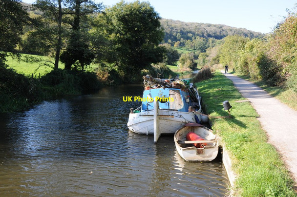 Photo 6"x4" Boat moored on the Kennet and Avon Canal Claverton c2011
