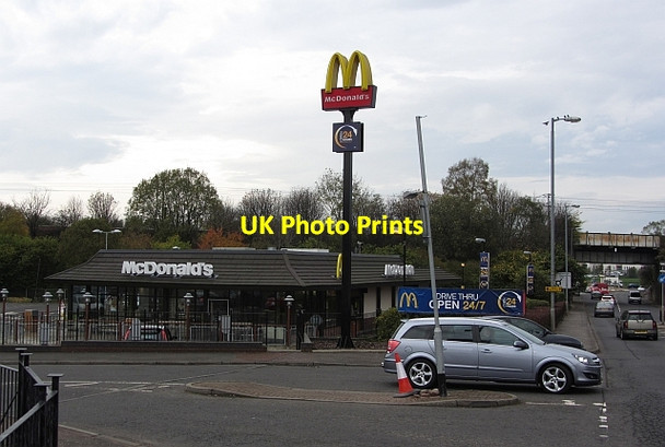 Photo 6"x4" Drive through, Glasgow Road Wishaw\/NS7955 c2011