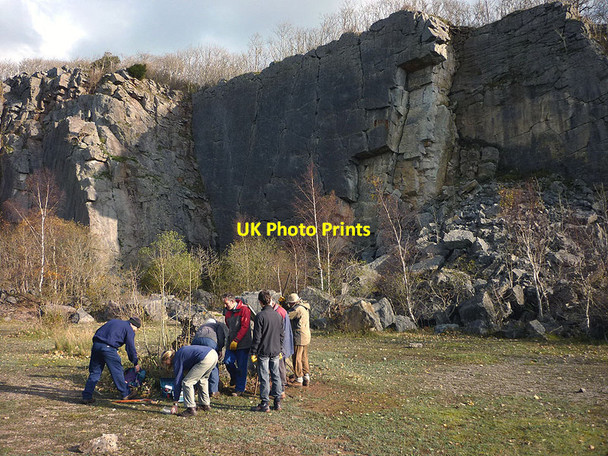 Photo 6"x4" Conservation volunteers at Trowbarrow Quarry Red Bridge c2011
