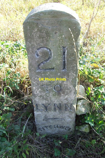 Photo 6"x4" Old Milestone Titchwell c2011