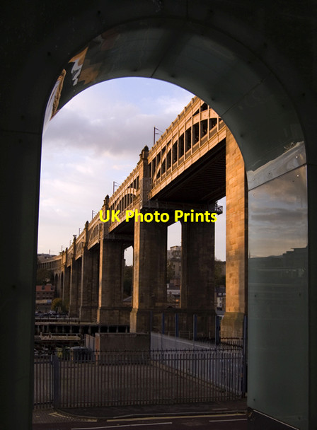 Photo 6"x4" High Level Bridge through Rise and Fall, Gateshead Newcastle upon Tyne c2011