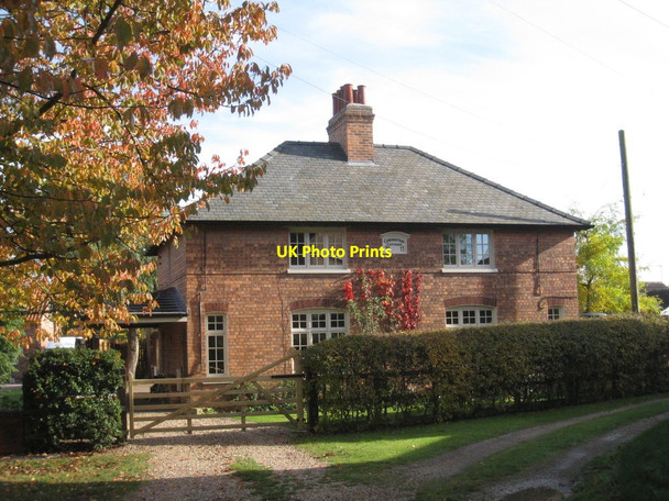 Photo 6"x4" Coronation Cottages, Swinderby Swinderby c2011
