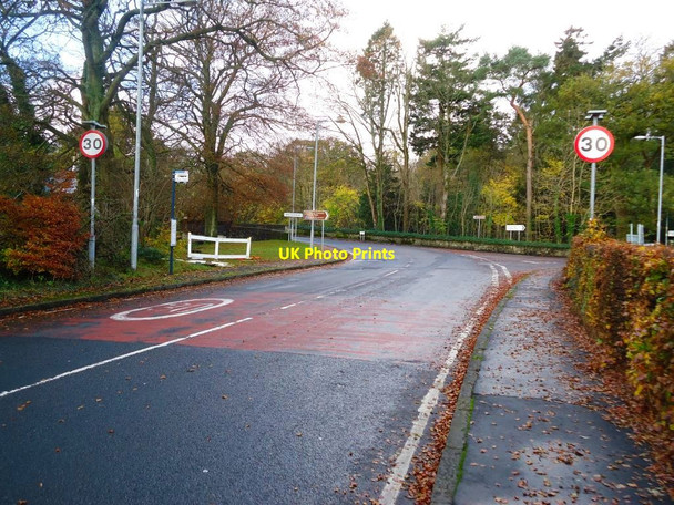 Photo 6"x4" Haughhead, road junction Clachan of Campsie c2011