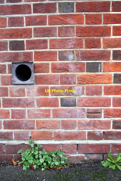 Photo 6"x4" Benchmark on The Victoria, Norcot Road Churchend\/SU6772 c2011