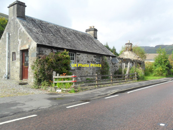 Photo 6"x4" Cottage, Lochearnhead Lochearnhead c2011