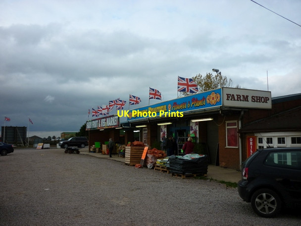 Photo 6"x4" A farm shop on the A17, Washway Road Holbeach c2011