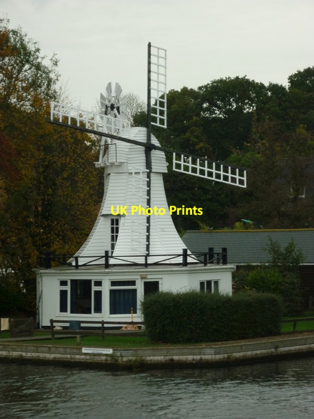 Photo 6"x4" The Windmill House, Horning Horning c2011