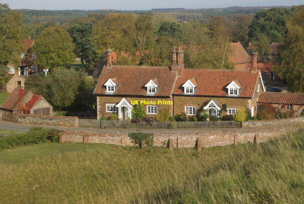 Photo 6"x4" Cottages in Castle Rising Castle Rising c2011